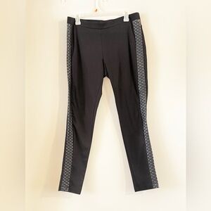 Mossimo Black Leggings with Stylish Quilted Side Stripe Size L